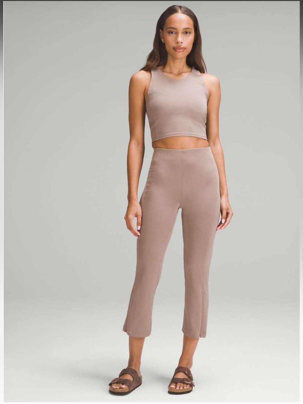 Lululemon • Ribbed Softstreme Zip-Leg High-Rise Cropped Pant 25" • Size 4